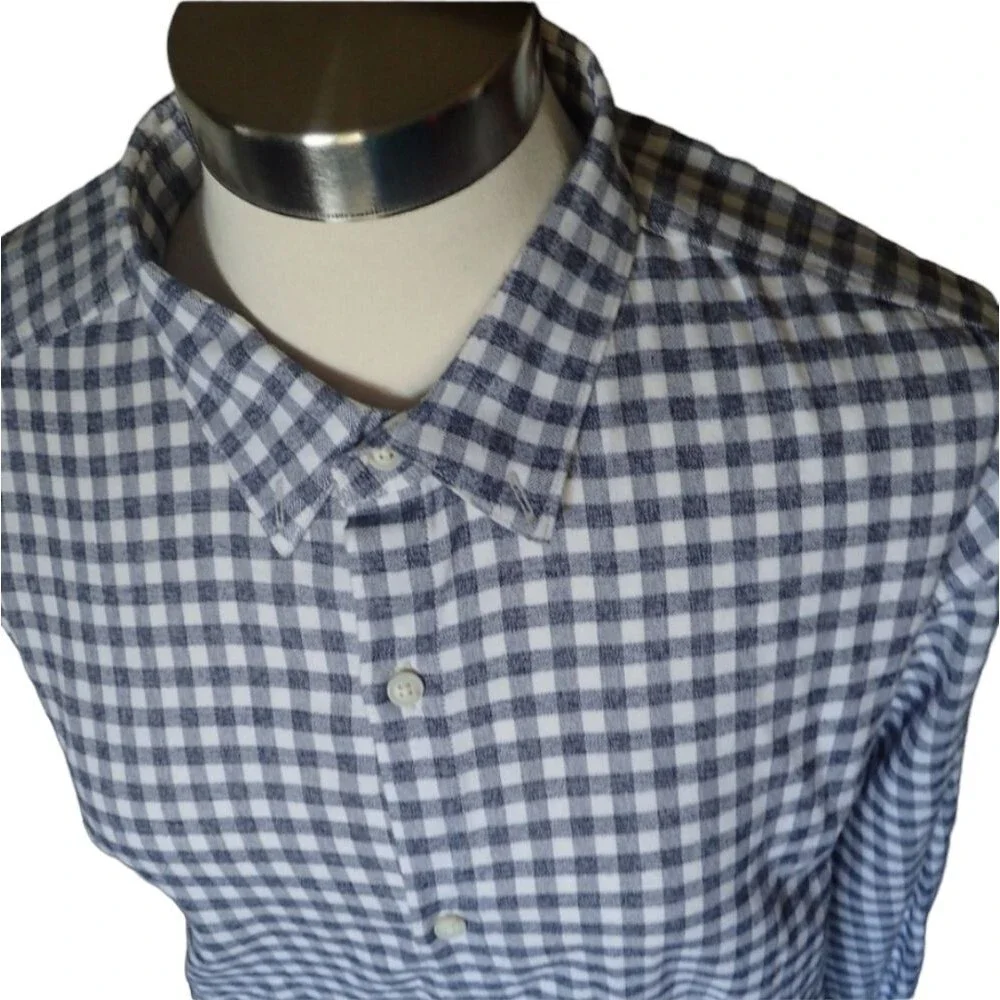 Banana Republic Button Down Shirt